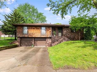 2524 S Whitney Ave, Independence, MO 64057