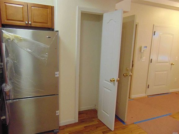 5th image of 8442 Smedley St APT 1B