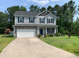 305 Green Trees Dr, New Bern, NC 28560