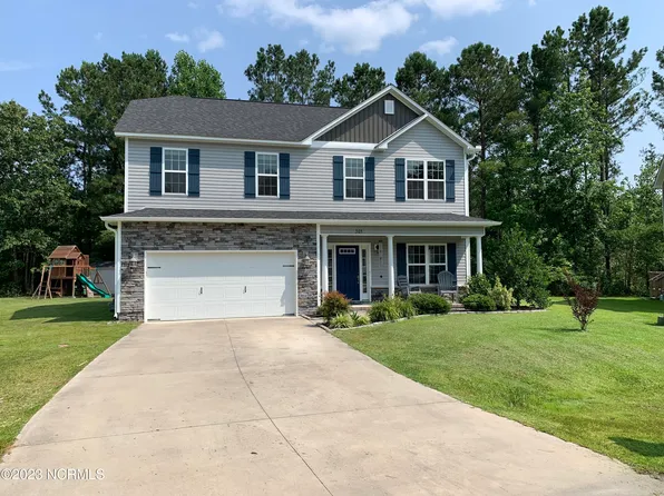 305 Green Trees Drive, New Bern, NC 28560