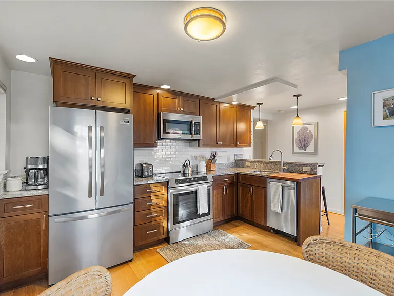 13736 Riviera Pl NE #B — Photo 14