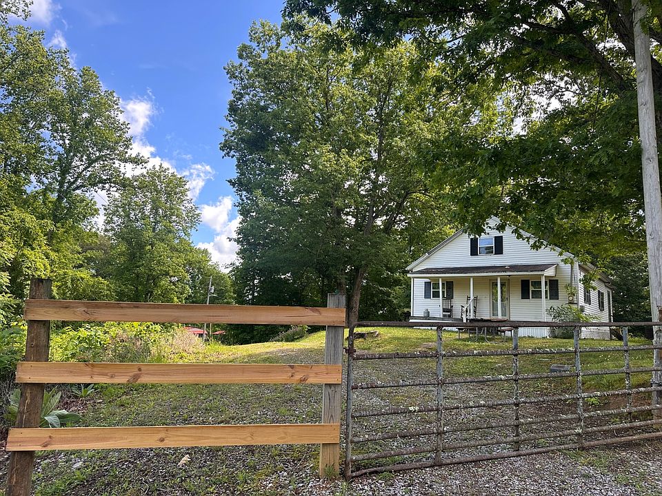 1st image of 698 Casey Branch Rd