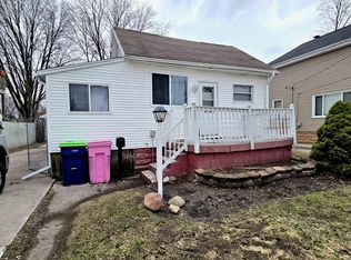 305 S Dean St, Bay City, MI 48706