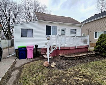 305 S Dean St, Bay City, MI, 48706