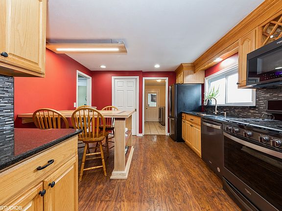5th image of this home
