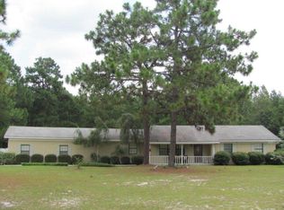 4 Swann Lake Rd, Hazlehurst, GA 31539