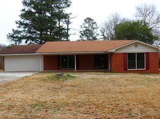 5226 Lakeshore Rd, Columbus, GA 31907