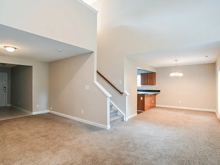 604 Overlook Rd — Photo 5