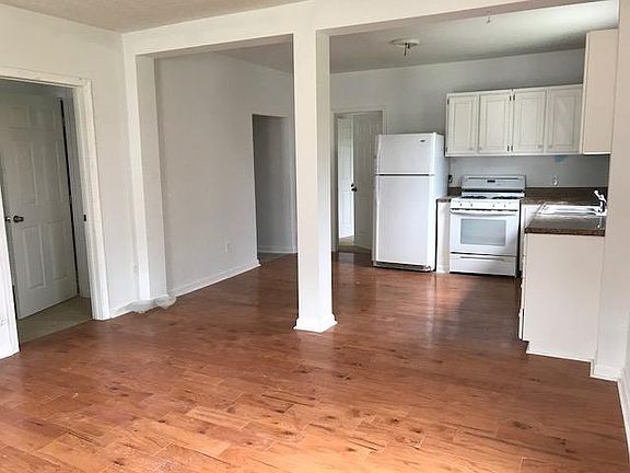 5th image of 17 Alleghany St