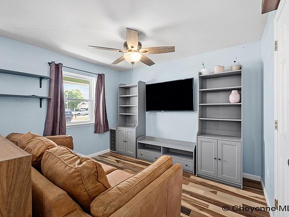 4th image of 4012 Golden Ct