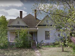 501 Lincoln St, Winfield, TX 75493