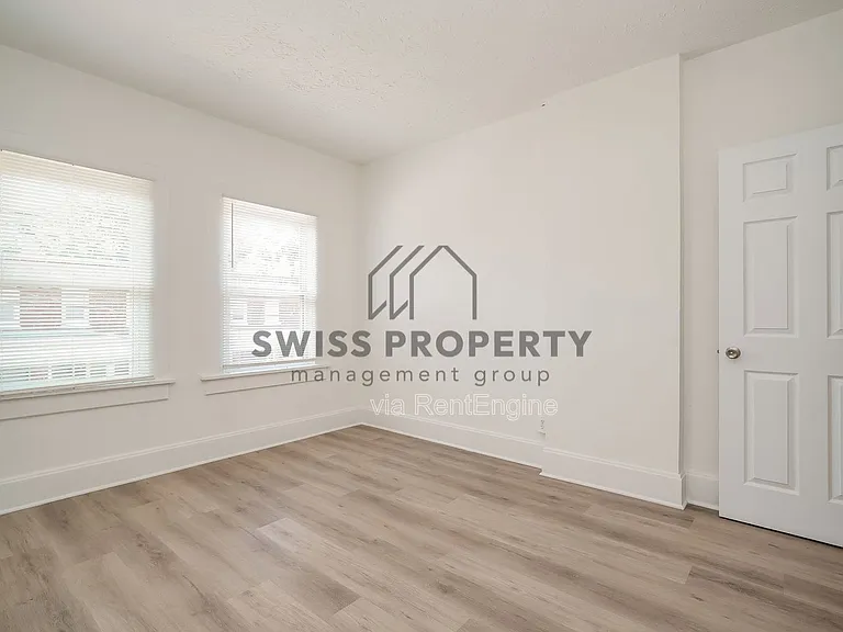 950 McAllister Ave — Photo 14