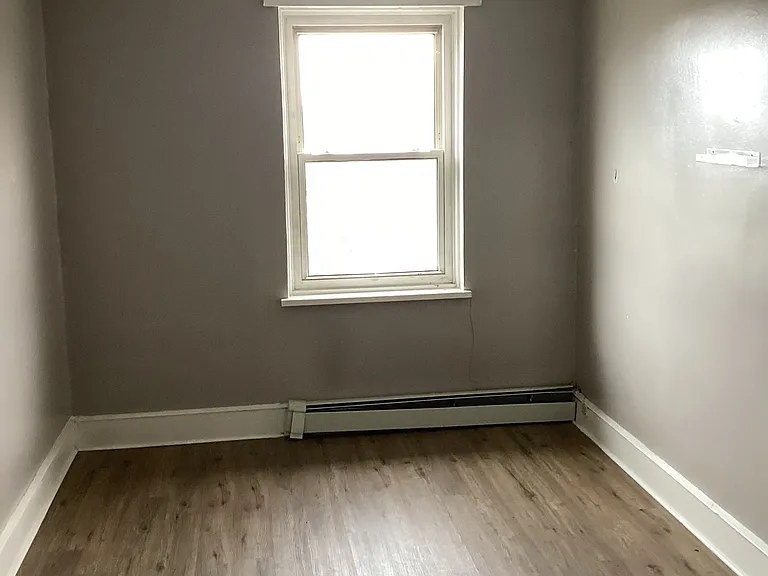 32 N 3rd St #D — Photo 3