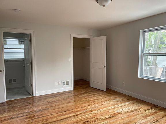 4th image of 19 N Munn Ave #22