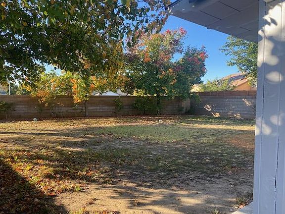 5th image of 1738 Holguin St