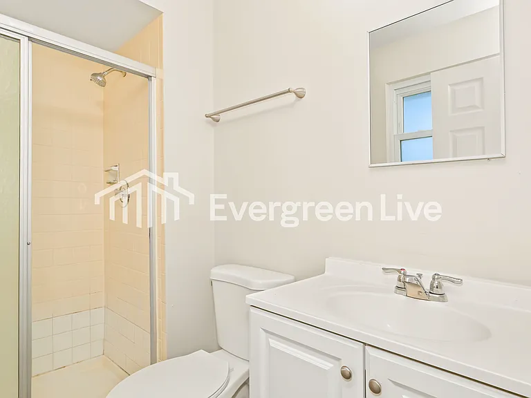63 Oakridge West Dr — Photo 11