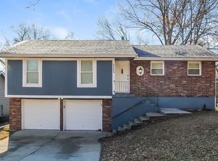 2205 NW 65th St, Kansas City, MO 64151
