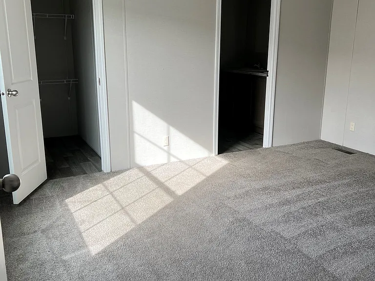 Cedar Terrace — Photo 17