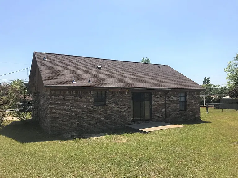 117 Stephens Ln — Photo 10