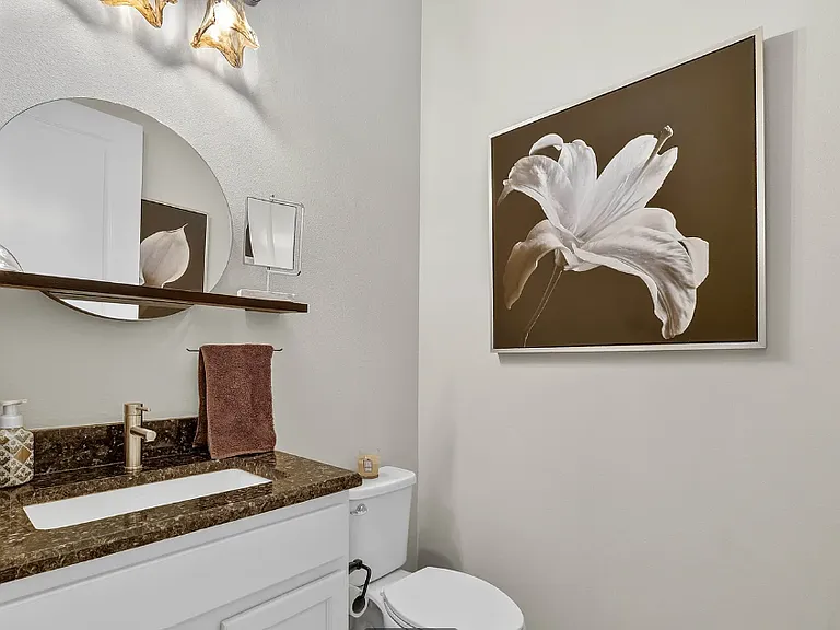 30724 Lindentree Dr — Photo 23