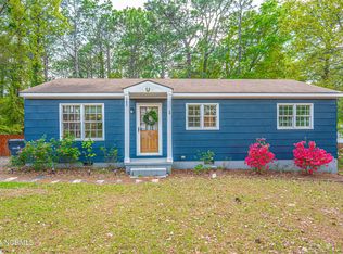 380 W New Jersey Ave, Southern Pines, NC 28387
