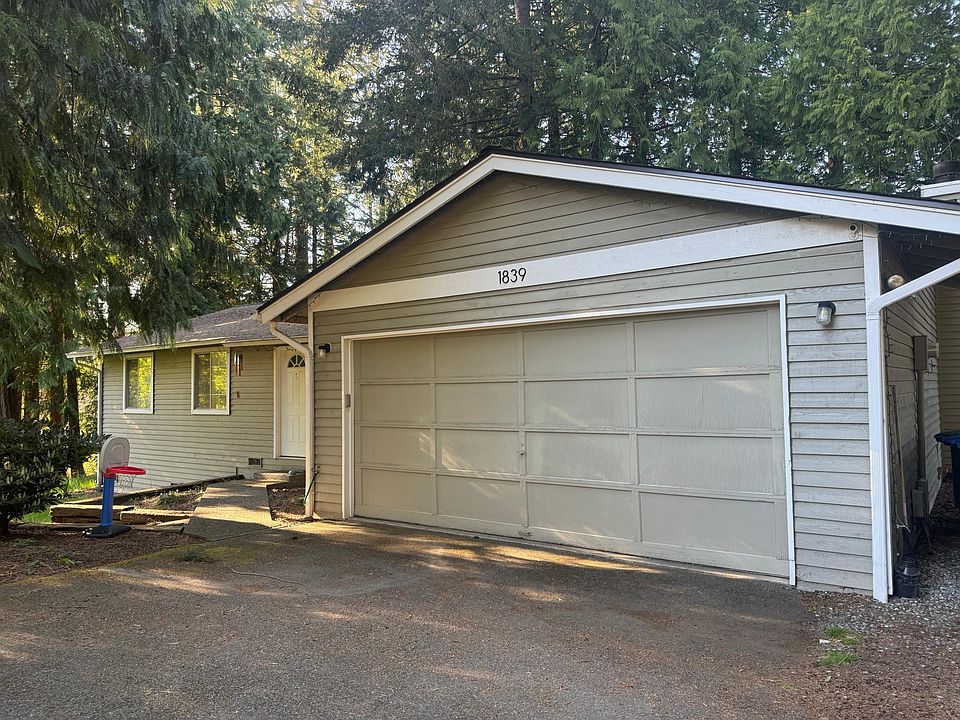 1st image of 1839 225th Pl NE