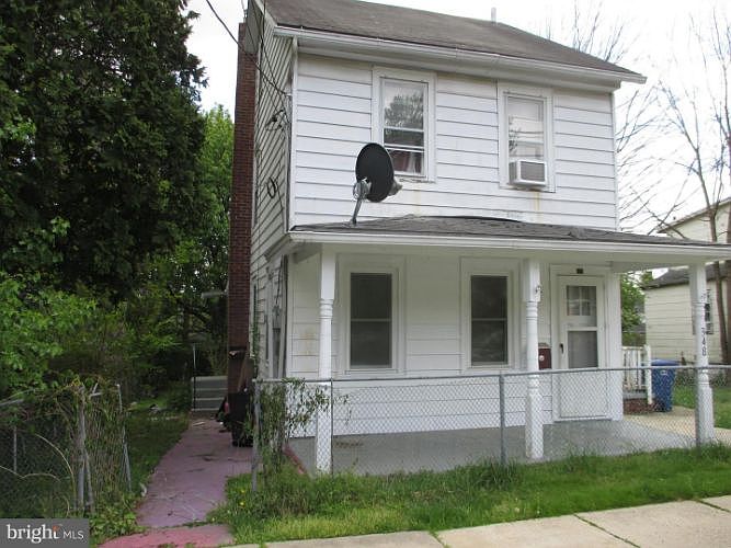 1st image of 348 Ridgway St