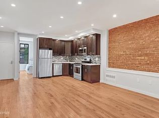 537 40th St, Brooklyn, NY 11232