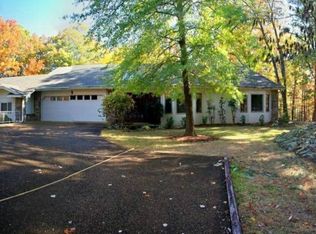 2 Emanuel Dr, Hot Springs, AR 71909