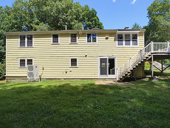 3rd image of 37 Woodbury Rd