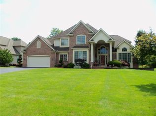 23 Fairpoint Dr, Fairport, NY 14450