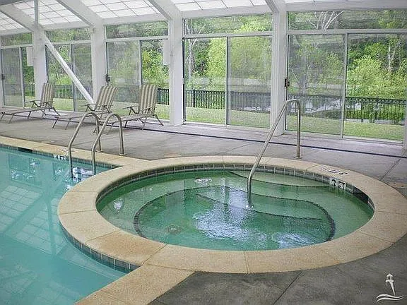 Rourk Woods
Hot Tub