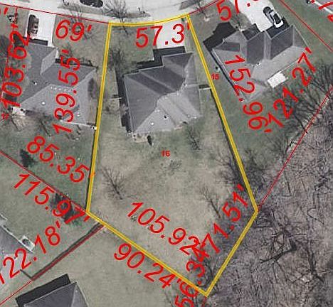 4th image of 806 Ames Dr