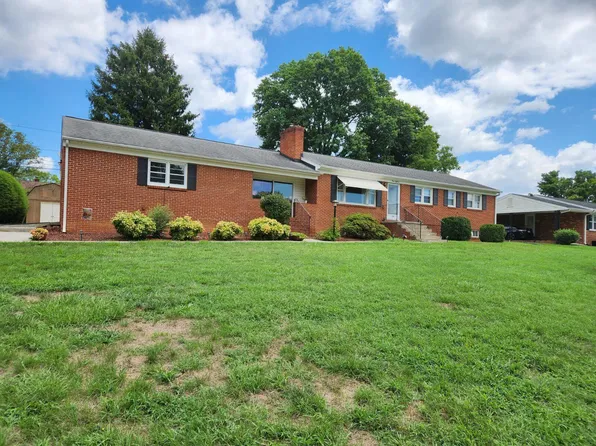 318 Parkwood Ave, Salem, VA 24153