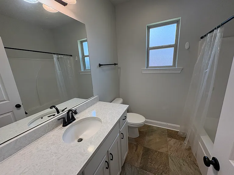 300 Sparrowhawk St — Photo 3