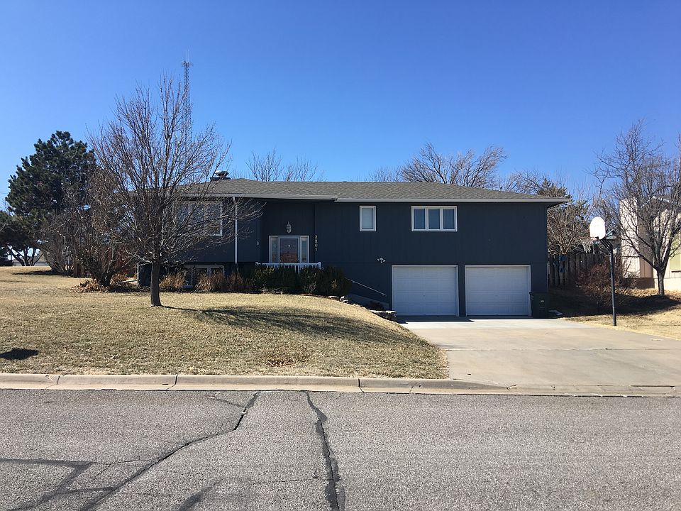 1st image of 2201 Burr Pkwy