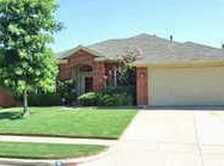 309 Chasemore Ln, Arlington, TX 76018