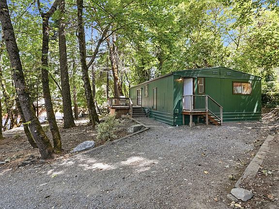 3rd image of 7949 Rogue River Hwy
