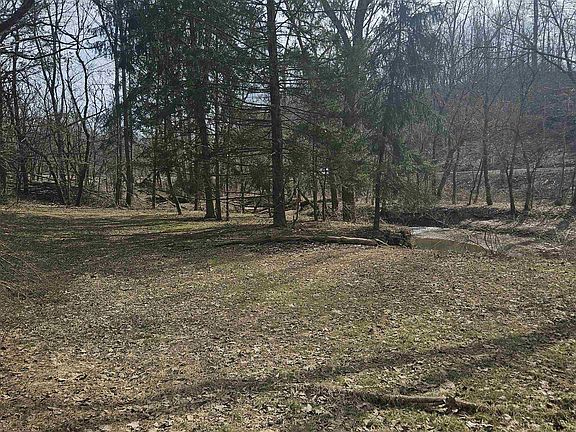 4th image of 15 County Road 2