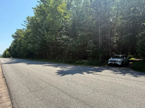 0 Tower Dr, North Bay, ON P1B 8G2