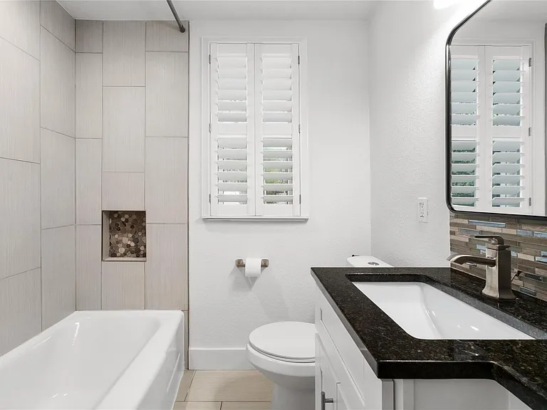 6414 Kenilworth Dr — Photo 19