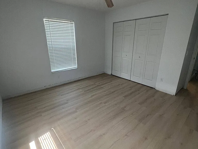 13650 SE 51st Ave — Photo 9