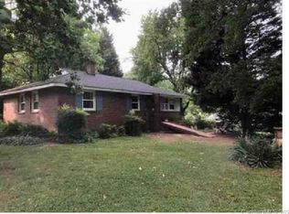 401 Rutland Dr, Charlotte, NC 28217