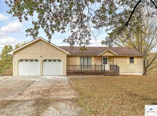 19645 Ridge Crest Pl, Sedalia, MO 65301
