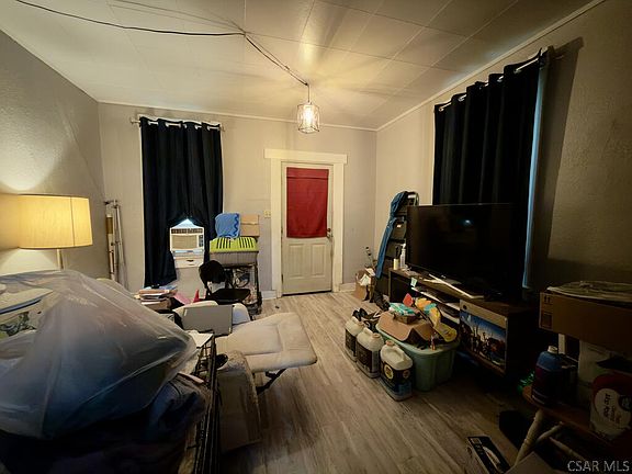 2nd image of 309 Grove Ave #311