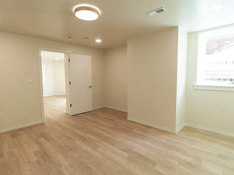 17 N Pearl St #1 — Photo 16