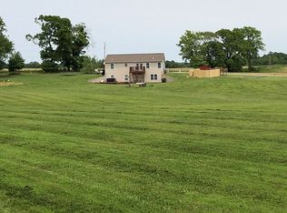 4700 Walnut Ln, New Harmony, IN 47631