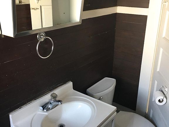 3rd image of 1915 4th Ave APT 10