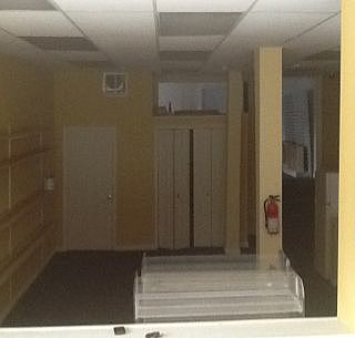 2nd image of 643 N Carey St