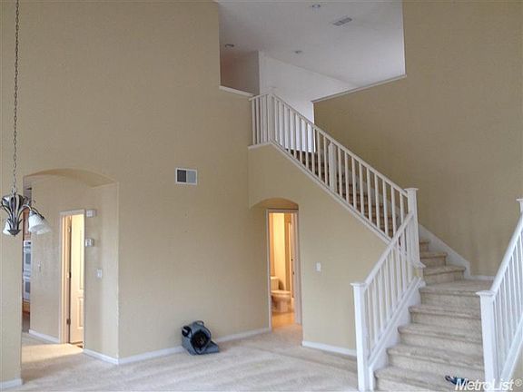 4th image of 211 Granite Park Ct